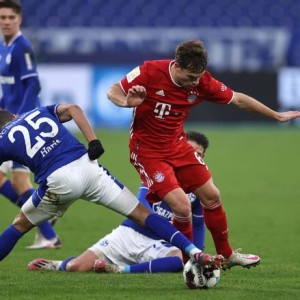 C7娱乐中国-沙尔克客场劳苦取胜，紧追领头羊的简单介绍
