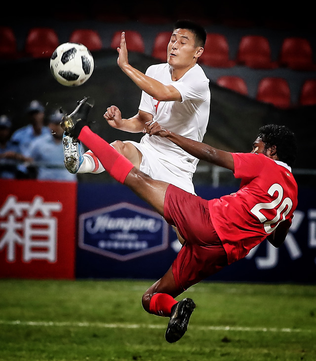 包含精湛技艺!中国足球队在国际大赛中脱颖而出的词条 包含精湛技艺!中国足球队在国际大赛中脱颖而出的词条