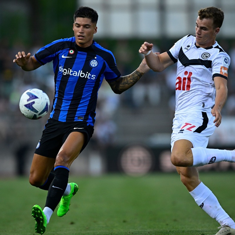 老鹰队大胜太阳队，新星杨紫琦表现出色的简单介绍