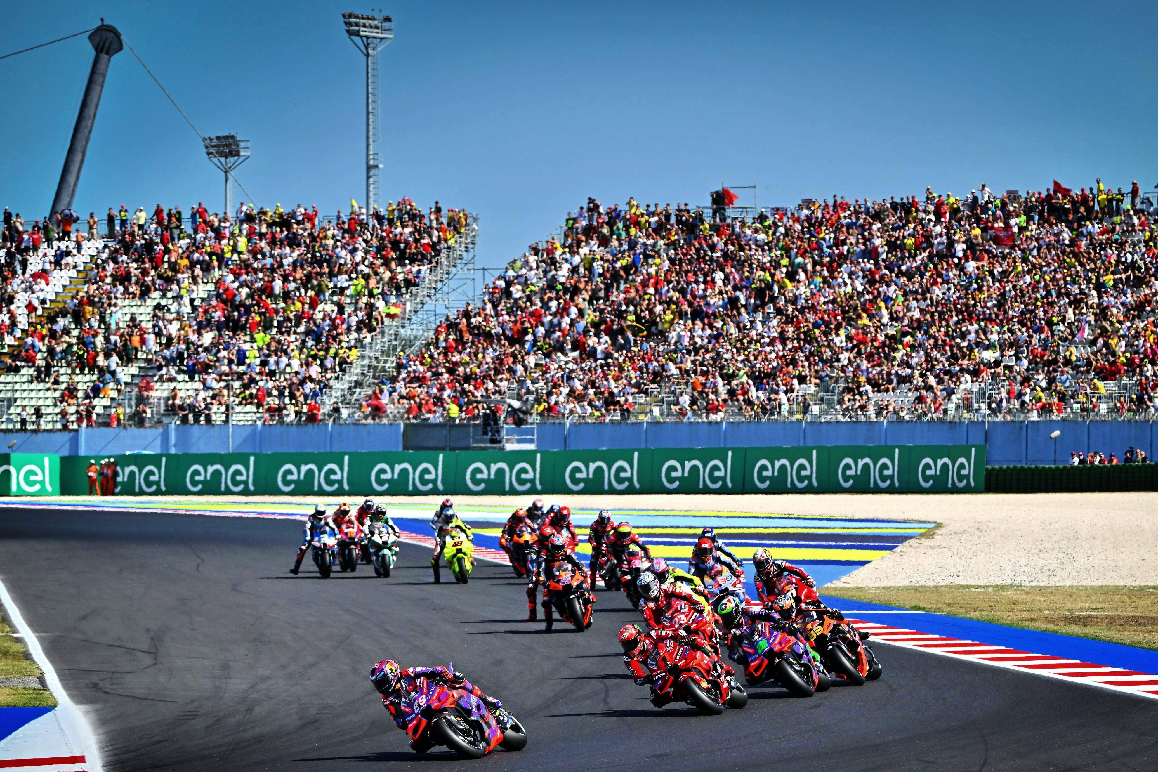 关于塞维利亚主场告捷，实力强劲在联赛中表现抢眼的信息